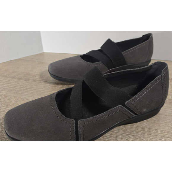 Clarks Women's Haydn Juniper Mary Jane Flat Size 9M Gray Suede Slip On Loafer - Picture 2 of 4